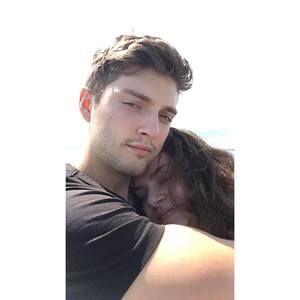 Meet your Posher, Ariane